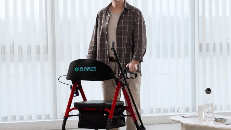 Elenker Rollator vs. Standard Walker: What’s the Difference?